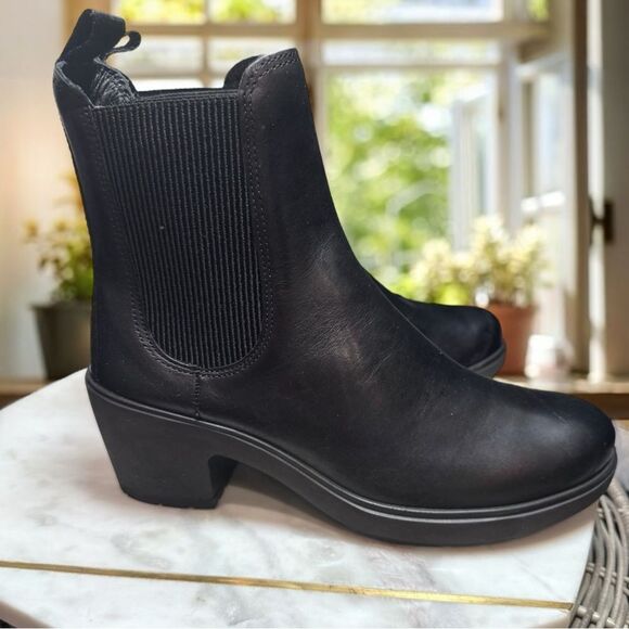 NEW ECCO Women’s metropole zurich Leather boots in black - Picture 5 of 11